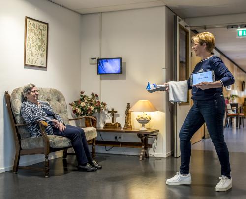 Van interieurbouw naar Verzorgende IG
